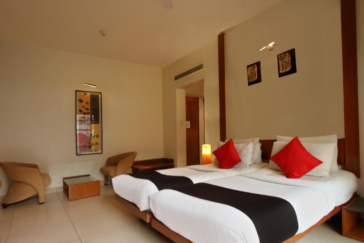 Hotel Capital O 16165 Cartier à Bangalore Extérieur photo